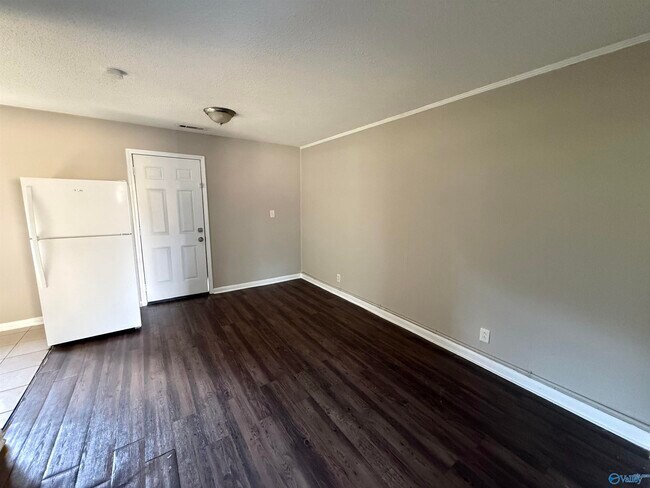 Foto del edificio - 3408 Glen Park Dr NW