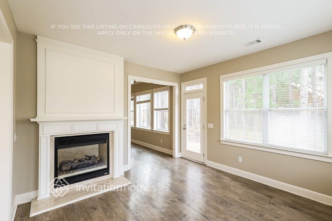 Foto del edificio - 3015 Norwell Ct