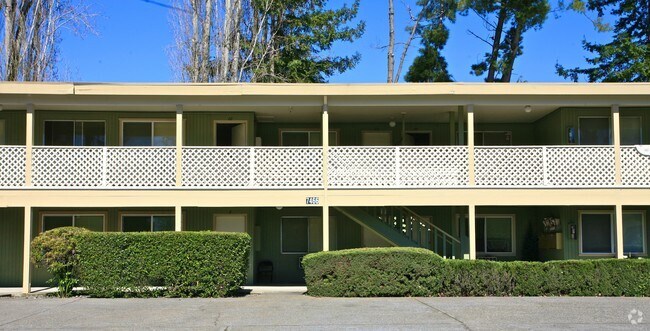 Building Photo - 7466 Bridgit Dr