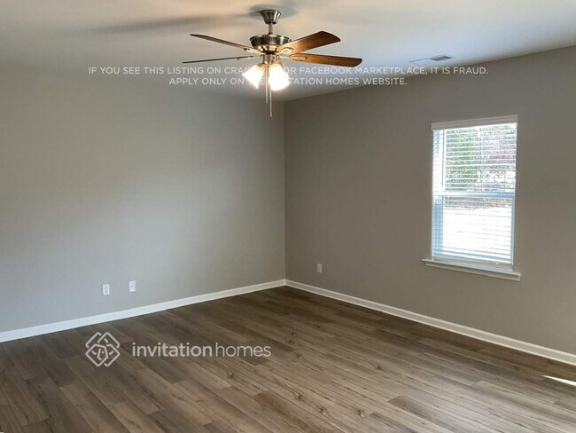 Foto del edificio - 532 Almere Dr