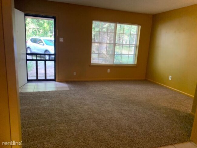 Building Photo - 4 br, 1.5 bath House - 9114 Reck Rd