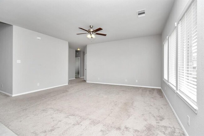 Building Photo - 3503 Riverside Glen Ln