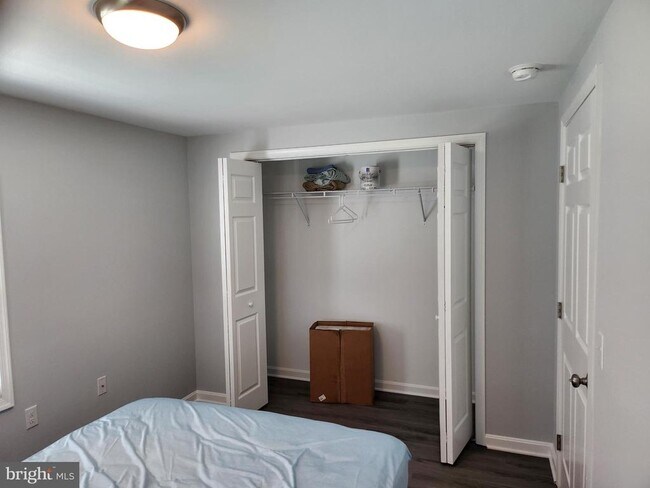 Foto del edificio - 10551 Greensboro Rd