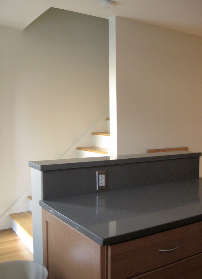 Foto del edificio - 415 Burgoyne Rd