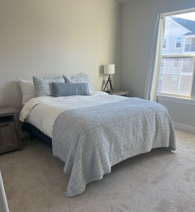 Building Photo - 4012 W Hardman Way