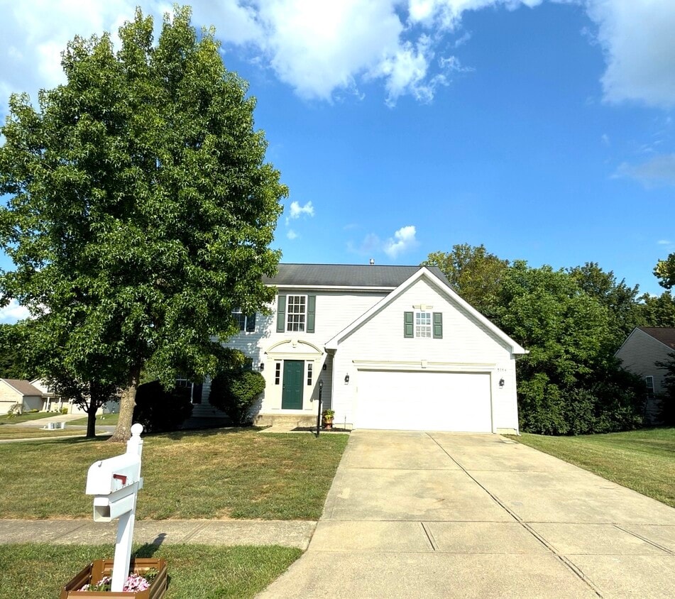 Primary Photo - 5184 Taylor Lake Ln
