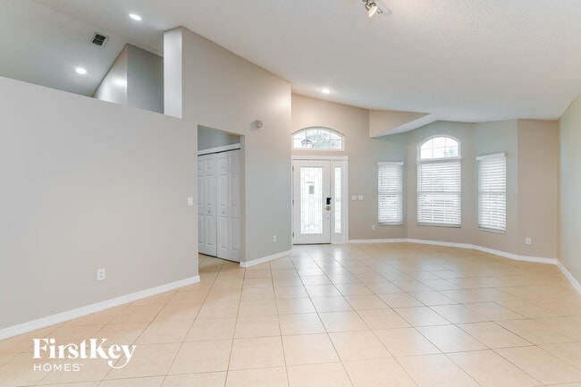 Building Photo - 2510 Runyon Cir