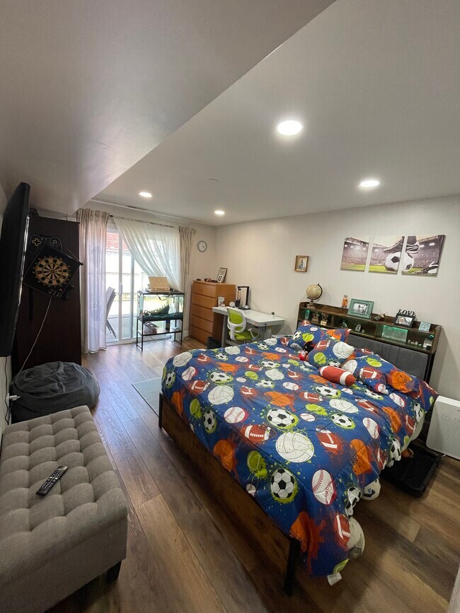 Foto del edificio - 1160 Osterman Ave