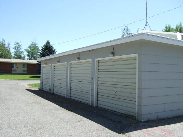 Building Photo - 791 N Whittier St