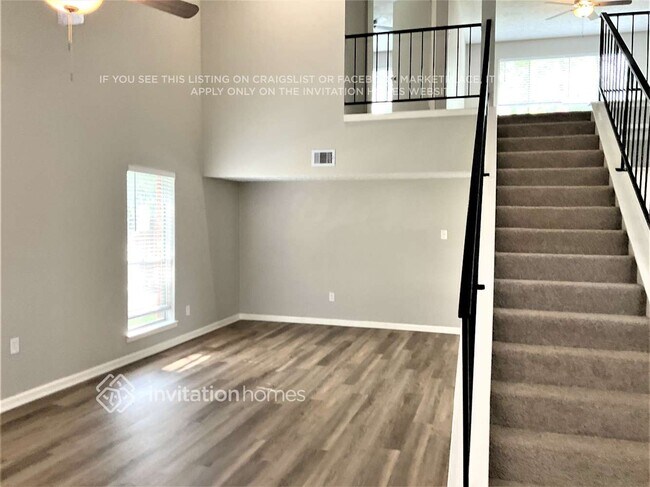 Building Photo - 2326 Meade Ct