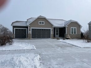 Building Photo - 2622 Mica Rd