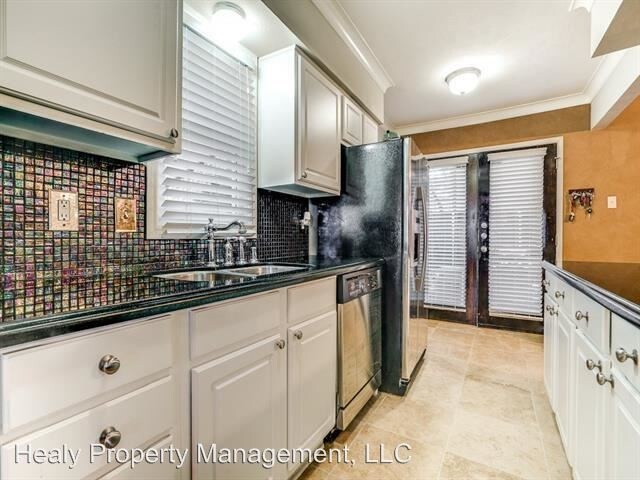 Foto del edificio - 7730 Meadow Rd