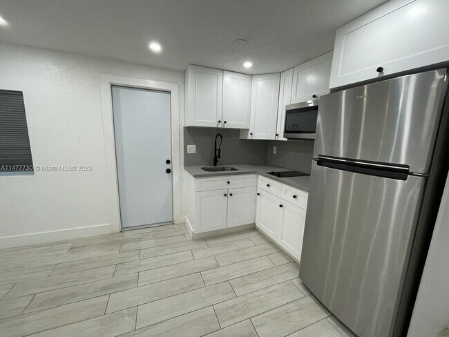 Foto del edificio - 6501 SW 4th St