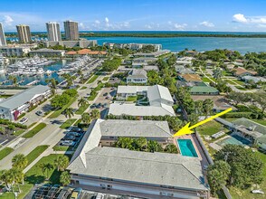 Building Photo - 148 Yacht Club Dr