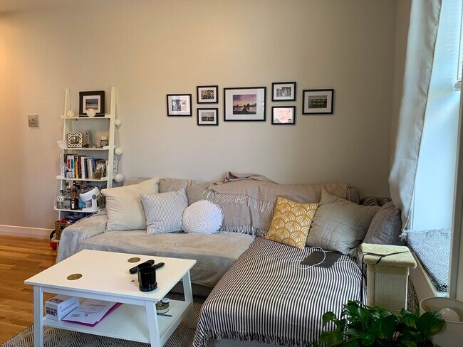 Foto del edificio - 24 Anderson St