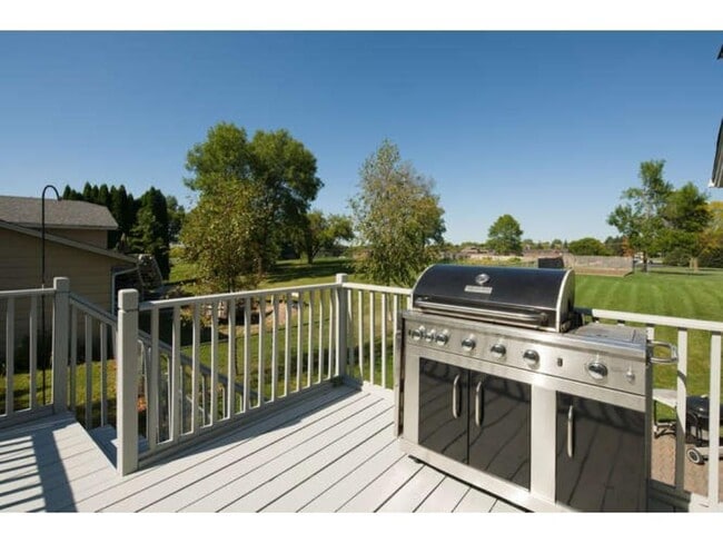 Building Photo - 13530 87th Ave N