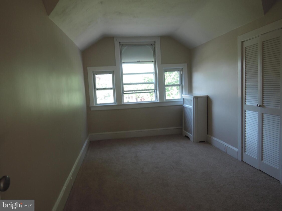 Primary Photo - 2806 Nottingham Way