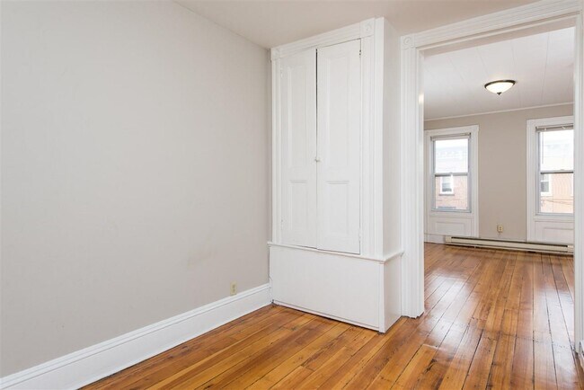Foto del edificio - 351 7th St