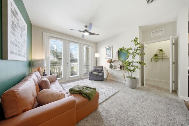 Photo - 1702 W Cleveland St (Tampa, FL) Apartment
