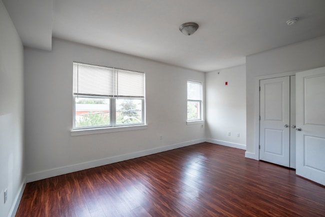 Photo - 3518 Spring Garden St Apartment