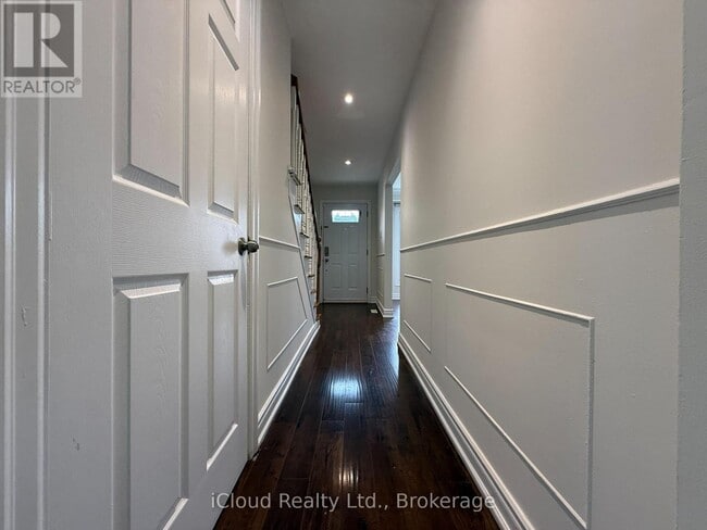 Building Photo - 3880 Teeswater Rd
