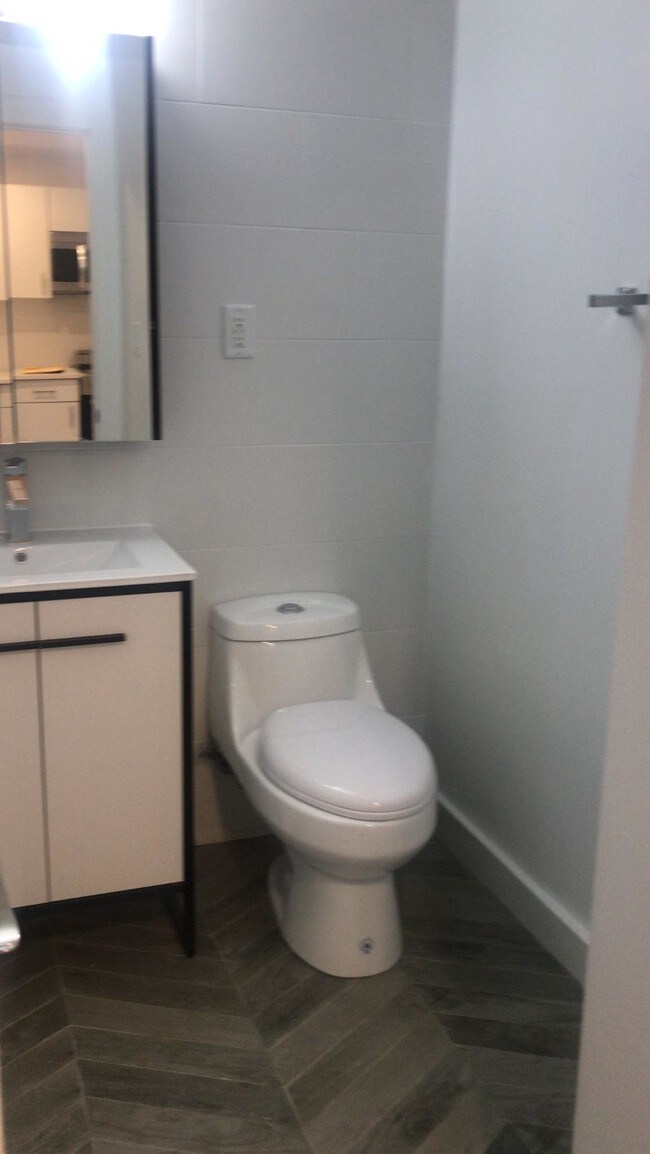 Building Photo - 711 Seagirt Ave