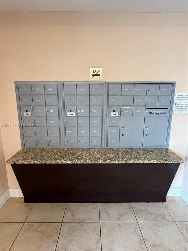 Foto del edificio - 119 SW 6th Ave