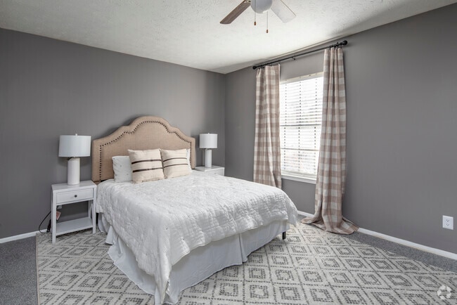 2BR, 1BA - 900 SF - The Reserve at Boardwalk