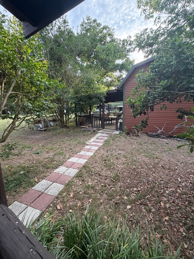 Building Photo - 9166 S Evans Ave