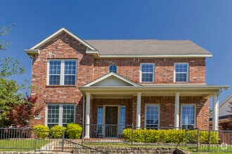 Building Photo - 1704 Orchard Ln