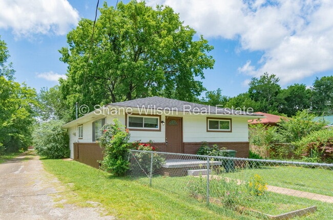Foto del edificio - 2110 Appling St