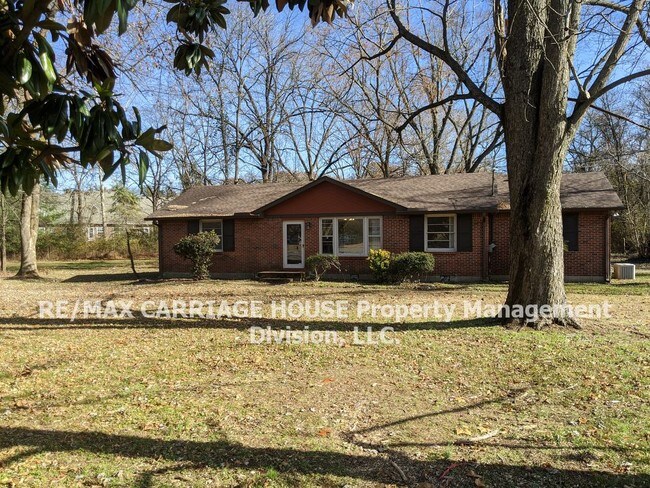 Building Photo - 4047  Dodson Chapel Rd