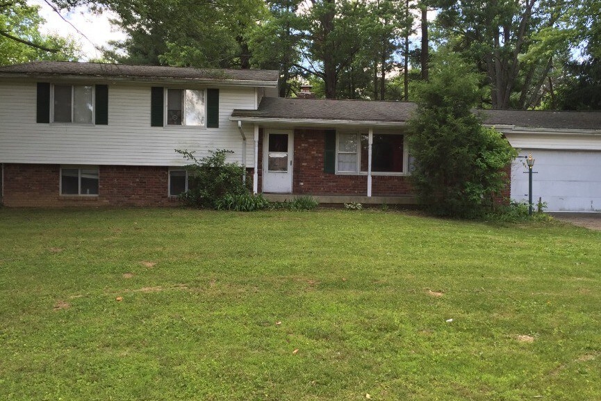 3840 E 10th St, Bloomington, IN 47408 House Rental in Bloomington, IN