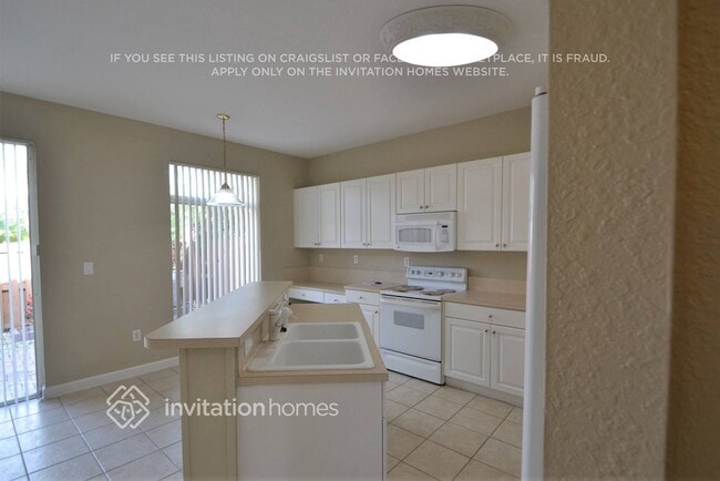 Foto del edificio - 11351 NW 56th Terrace