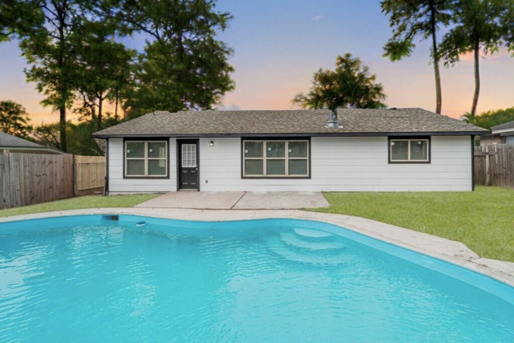 Foto principal - 5706 Sunnygate Dr