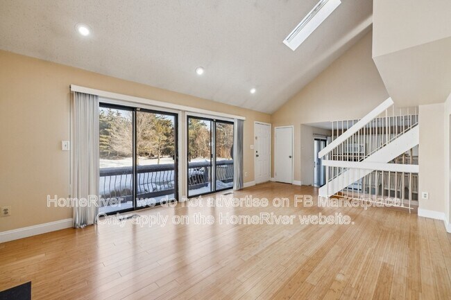 Building Photo - 18 Woodhill St