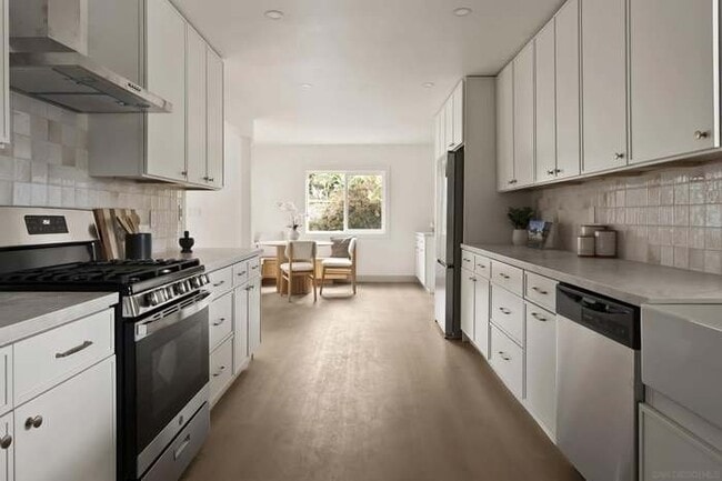 Foto del edificio - 195 Montebello St