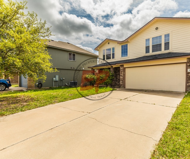 Building Photo - 5604 Lions Gate Ln