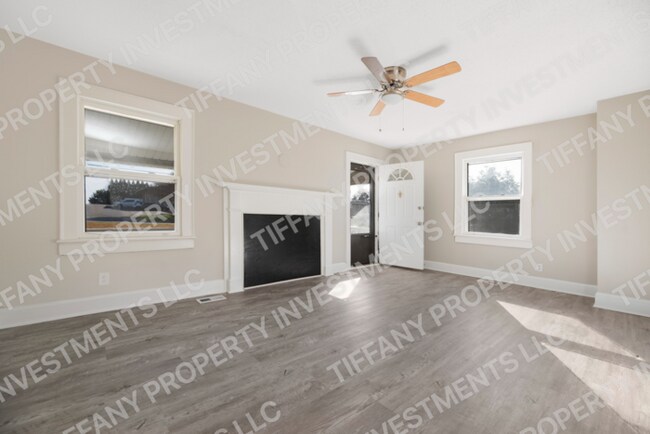Building Photo - 457 Cherryville Rd