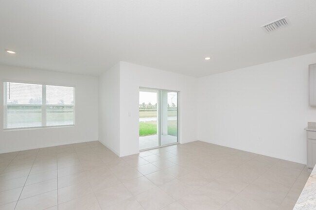 Building Photo - 17321 Reserva Dr, Bradenton, FL
