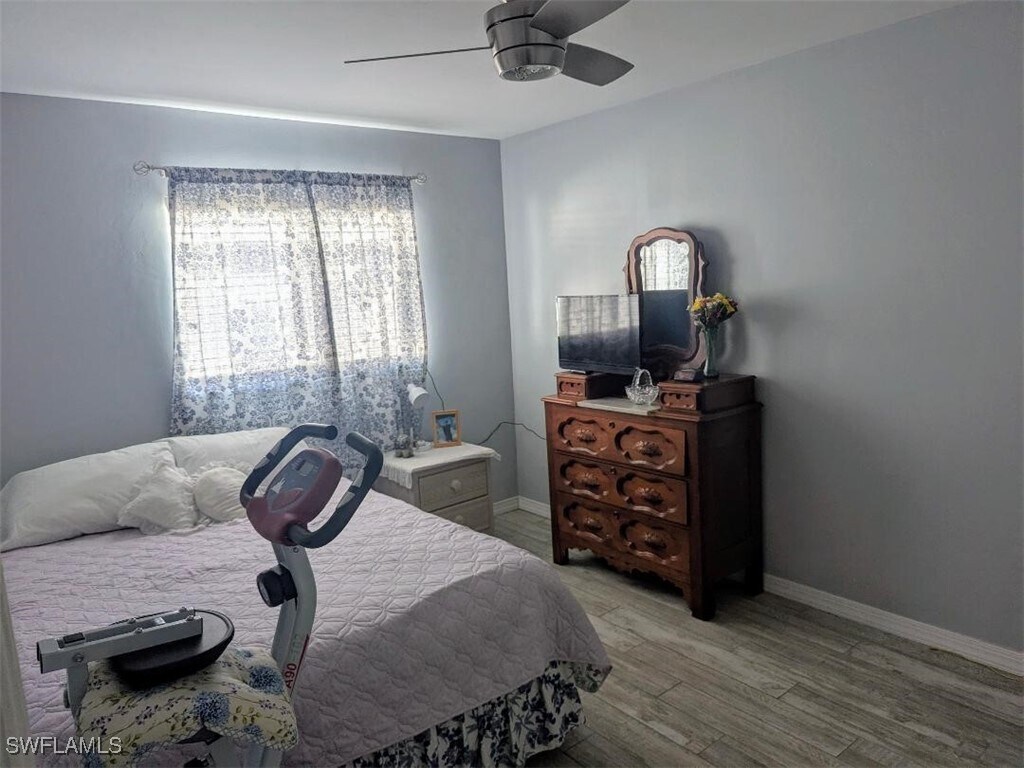 Foto del edificio - 715 SE 47th St