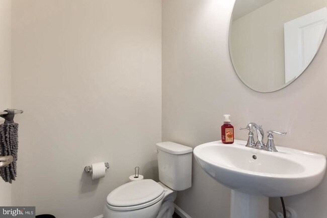 Foto del edificio - 1103 ISABELLA Ct