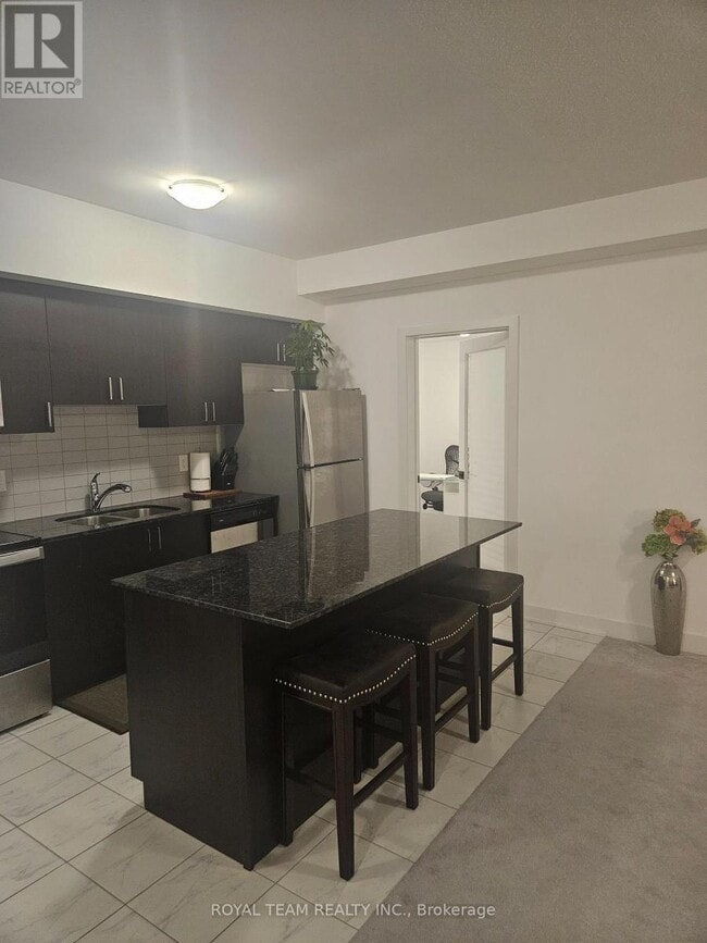 Photo du bâtiment - 6 Spice Wy