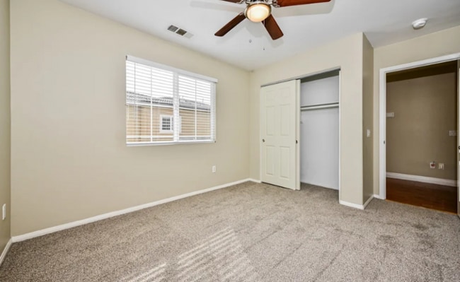 Building Photo - 9175 S Cullen Wy