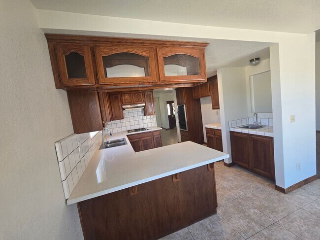 Foto del edificio - 7057 W Avenue H