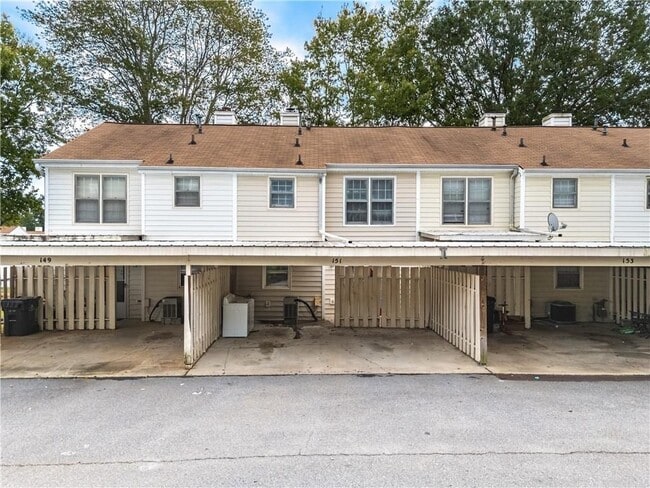 Building Photo - 151 Old Ferry Way