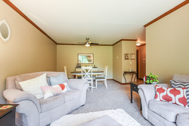 Building Photo - 22960 N Apple Hill Ln