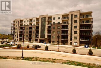 Building Photo - 1000-1000 Lackner Blvd