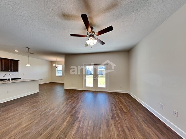 Building Photo - 2214 Saffron Walden Dr