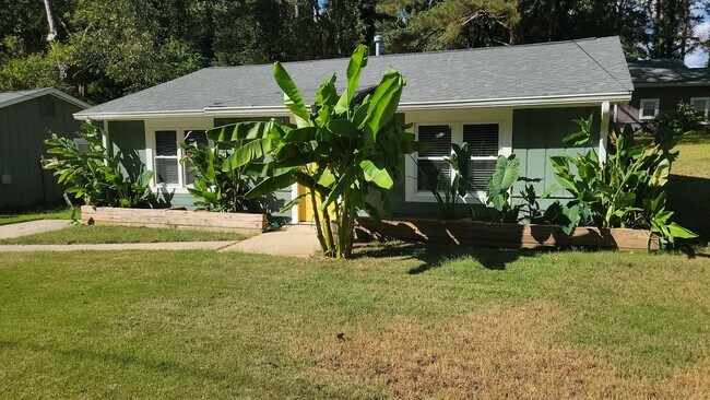 Foto del edificio - 2641 Connally Dr